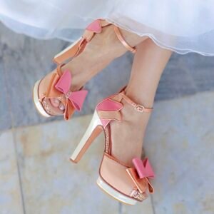 Flor de la Canela - Platform Peep Toe